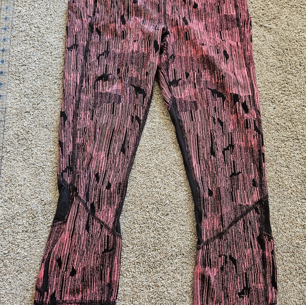Lululemon running capris size 6